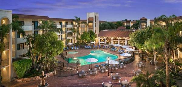 Embassy Suites by Hilton Scottsdale Resort