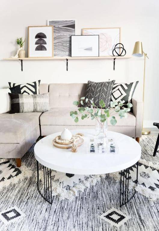 Stylish Old Town 2 bdrm ground floor Condo