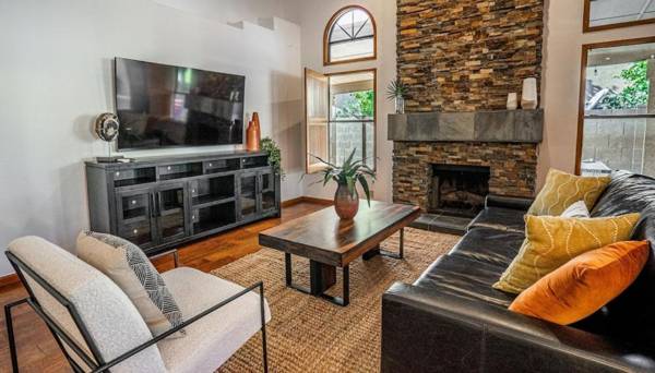 Entertainers Dream in Scottsdale wPool and Games