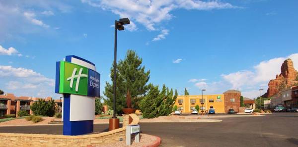 Holiday Inn Express Sedona - Oak Creek an IHG Hotel