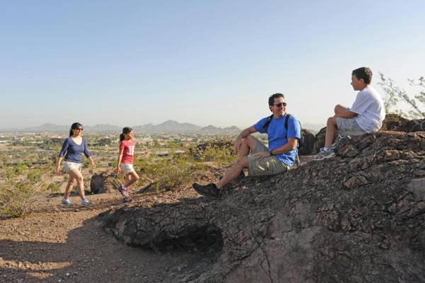 AC Hotel by Marriott Phoenix Tempe/Downtown