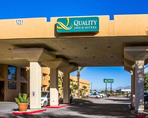 Ramada by Wyndham Tucson Airport