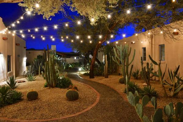 Lodge On The Desert