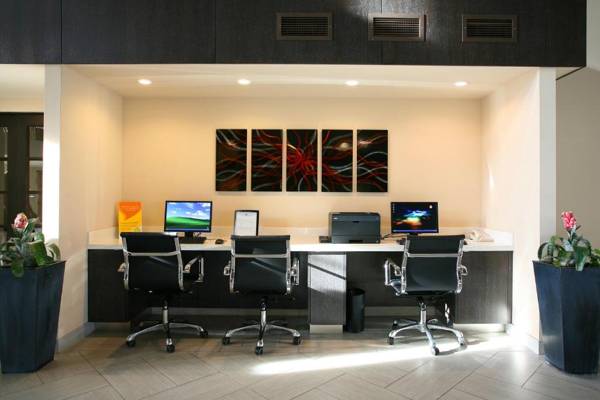 Workspace - DoubleTree Suites by Hilton Tucson Airport