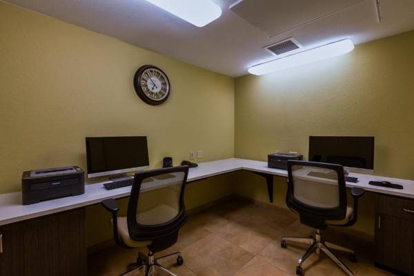 Candlewood Suites Tucson an IHG Hotel