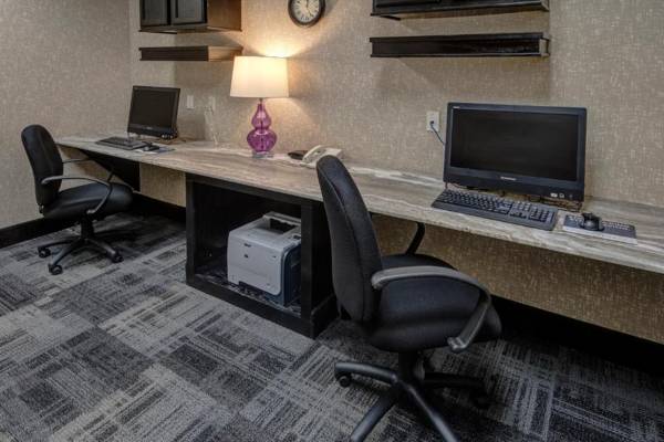 Workspace - Hampton Inn Arkadelphia