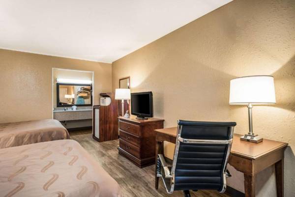 Workspace - Quality Inn Arkadelphia - University Area