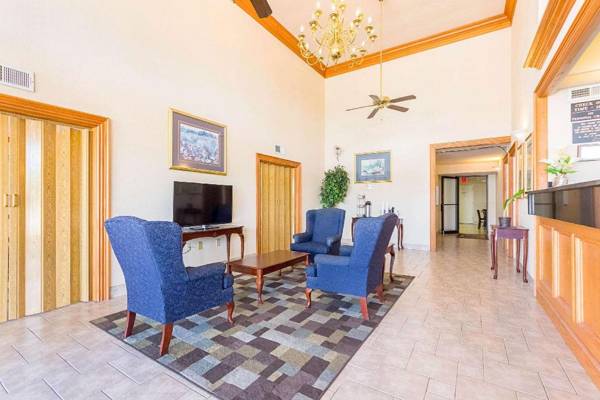 Econo Lodge Inn & Suites Bentonville - Rodgers