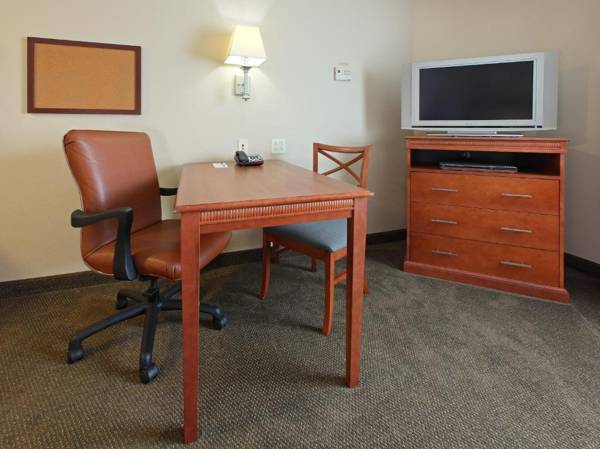 Workspace - Candlewood Suites Conway an IHG Hotel