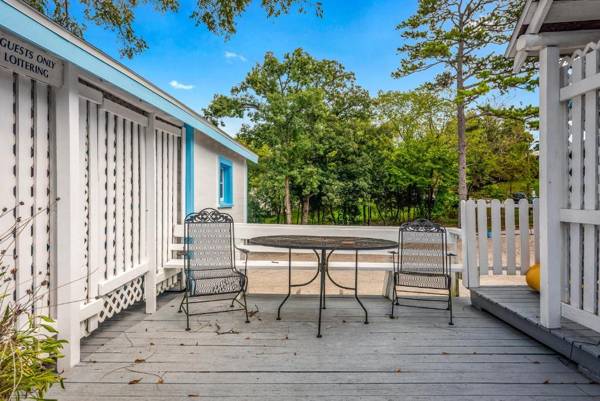 Log Cabin Inn