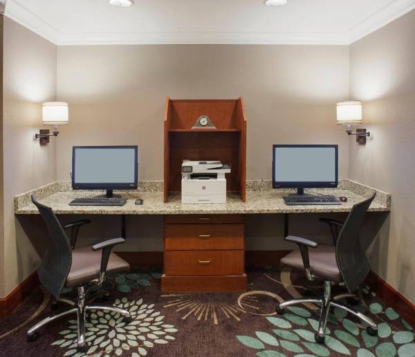Workspace - Staybridge Suites Fayetteville an IHG Hotel