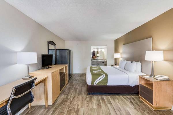 Workspace - Quality Inn & Suites Hot Springs - Lake Hamilton