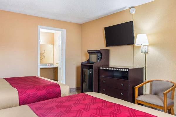 Econo Lodge Jacksonville near Little Rock Air Force Base