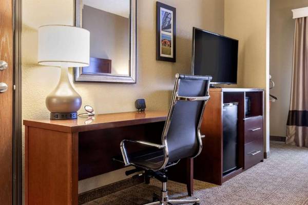 Workspace - Comfort Suites Jonesboro University Area