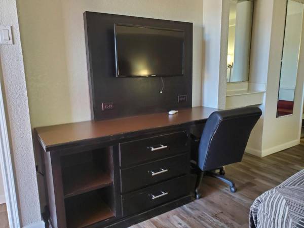 Workspace - Americas Best Value Inn Little Rock