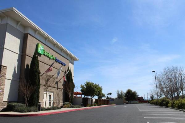 Holiday Inn Express Hotel & Suites Napa Valley-American Canyon an IHG Hotel