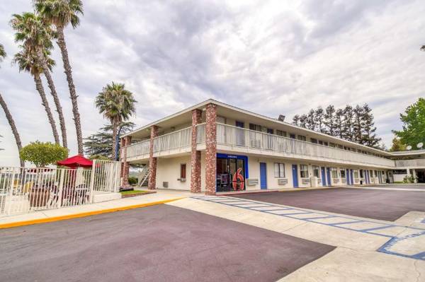 Motel 6-Arcadia CA - Los Angeles - Pasadena Area