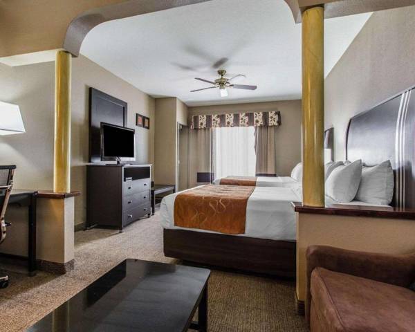 Comfort Suites Bakersfield