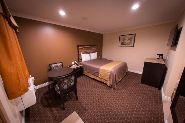 Diamond Bell Inn & Suites