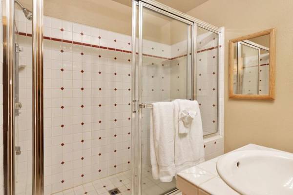 Four Happy Bears Estate - 1277 by Big Bear Vacations