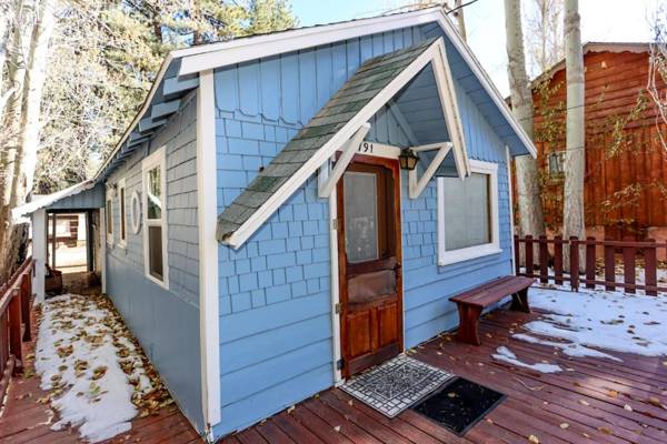 Eagles Cottage - 1975 by Big Bear Vacations