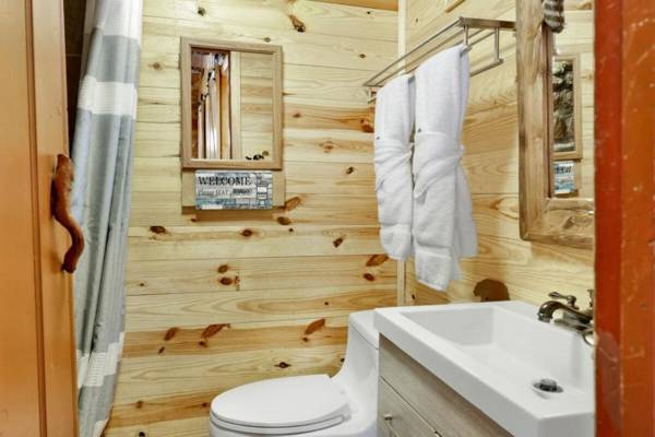 Beary Nice Cabin #2063 by Big Bear Vacations