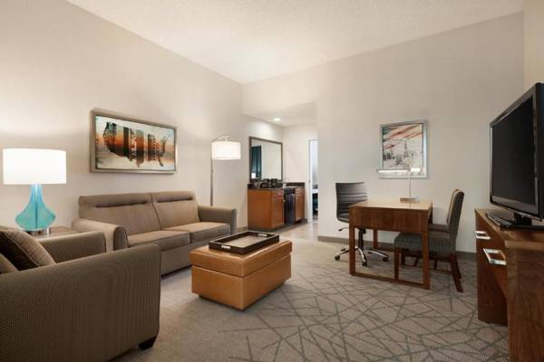 Workspace - Embassy Suites by Hilton Brea - North Orange County