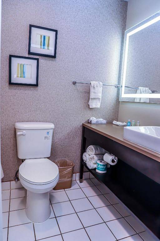 Quality Inn & Suites Camarillo-Oxnard