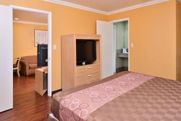 Americas Best Value Inn and Suites Clearlake