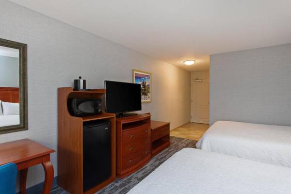 Hampton Inn & Suites Clovis Airport North