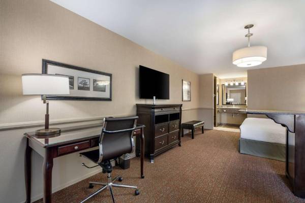 Workspace - Best Western Corona Hotel & Suites