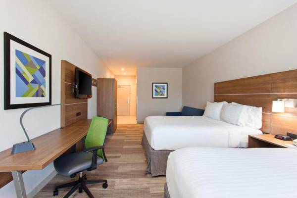 Workspace - Holiday Inn Express Hotel & Suites Corona an IHG Hotel