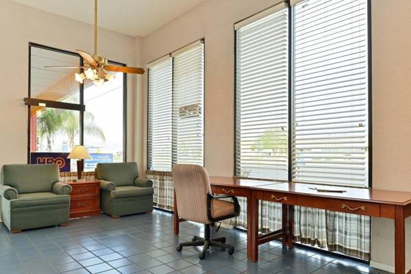 Workspace - Americas Best Value Inn Delano