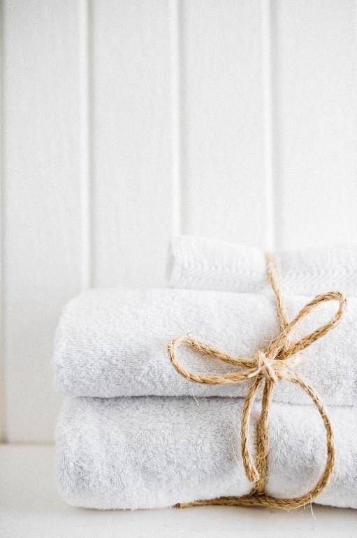 The Good House- Hot Spring Hideaway