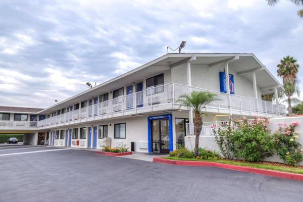 Motel 6-El Monte CA - Los Angeles