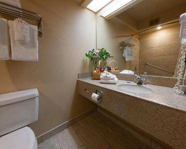 Best Western Escondido Hotel