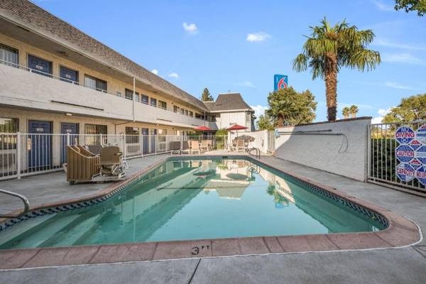 Motel 6-Fairfield CA - North