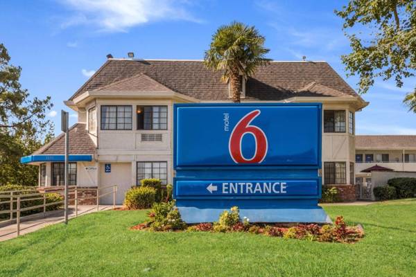 Motel 6-Fairfield CA - North