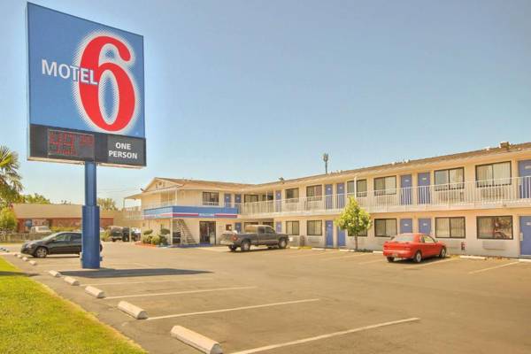 Motel 6-Fresno CA - Blackstone North