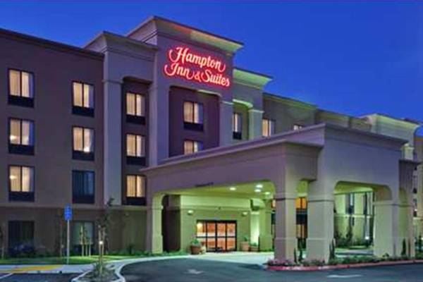 Hampton Inn & Suites Fresno - Northwest