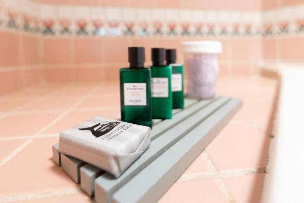 Nantucket Whale Inn Half Moon Bay