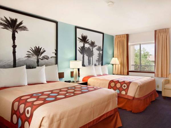 Super 8 by Wyndham Indio