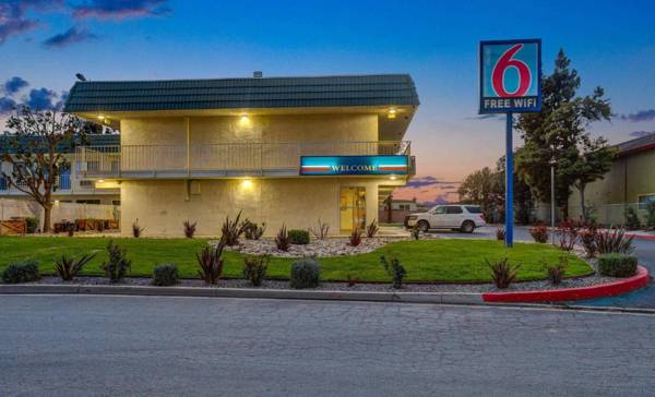 Motel 6-King City CA