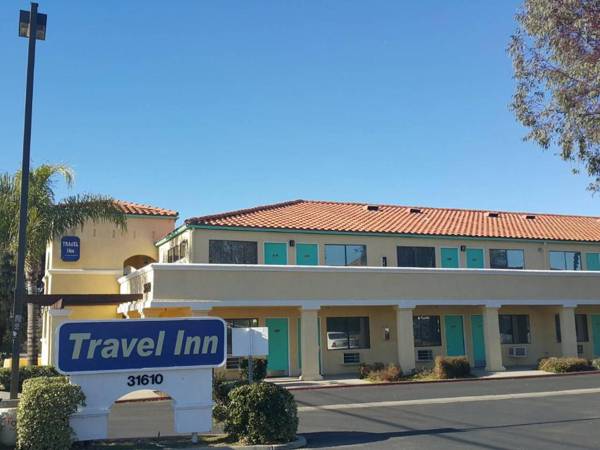 Travel Inn Lake Elsinore