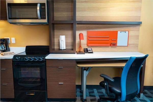 Workspace - TownePlace Suites Irvine Lake Forest