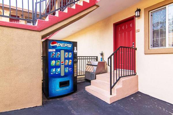 Econo Lodge Long Beach I-405