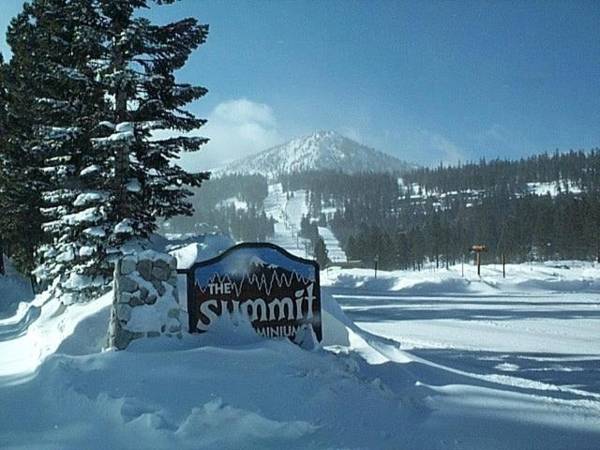 The Summit Resort 2BR/2BA Mammoth Lakes