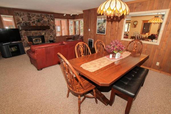 Mountainback #33 Den