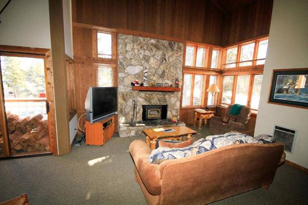 Mountainback #63 Loft Den