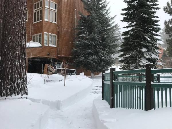 Mountainback #115 Loft Den